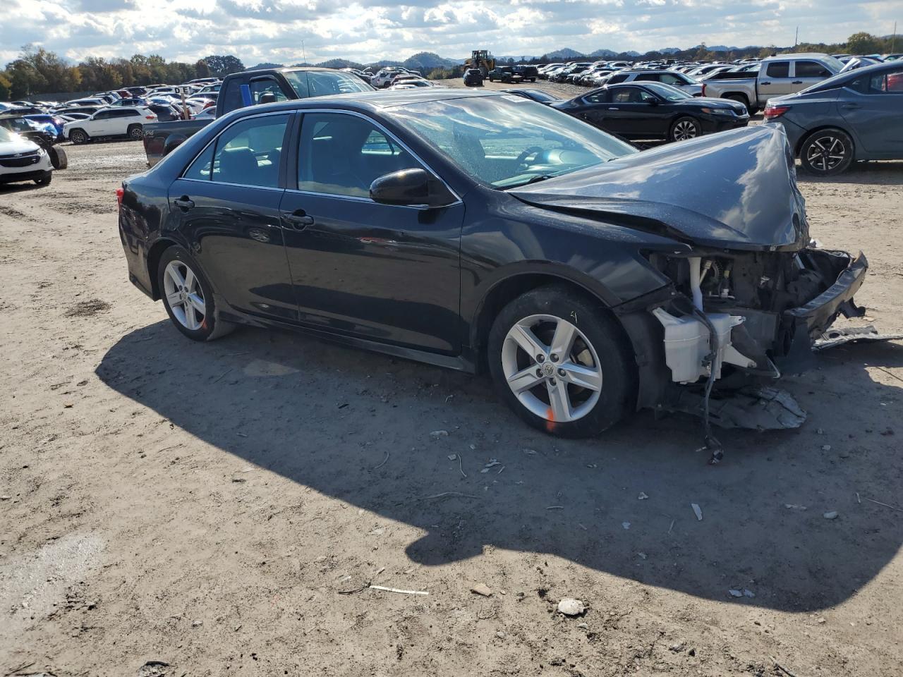 2013 TOYOTA CAMRY
