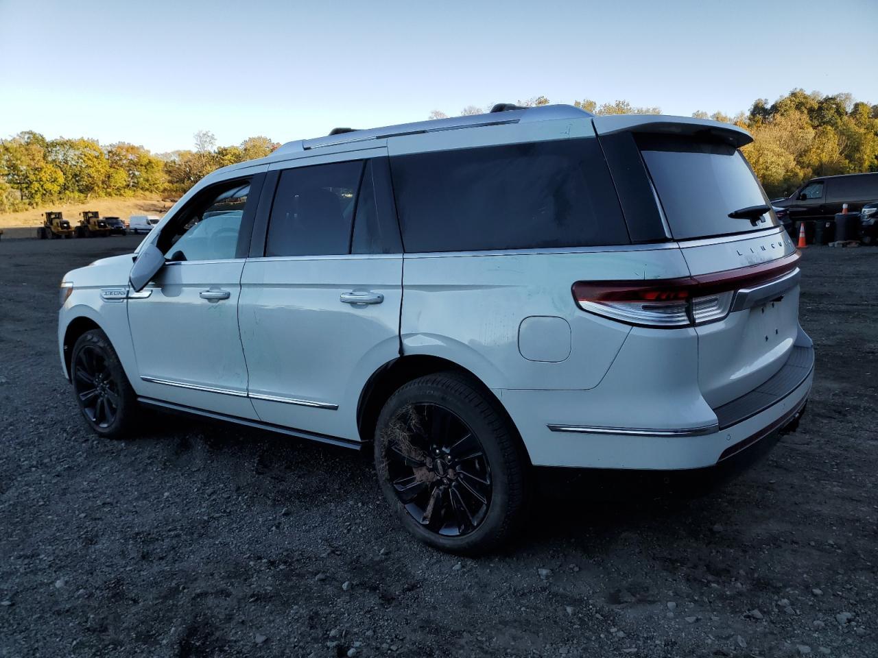 2023 LINCOLN Navigator