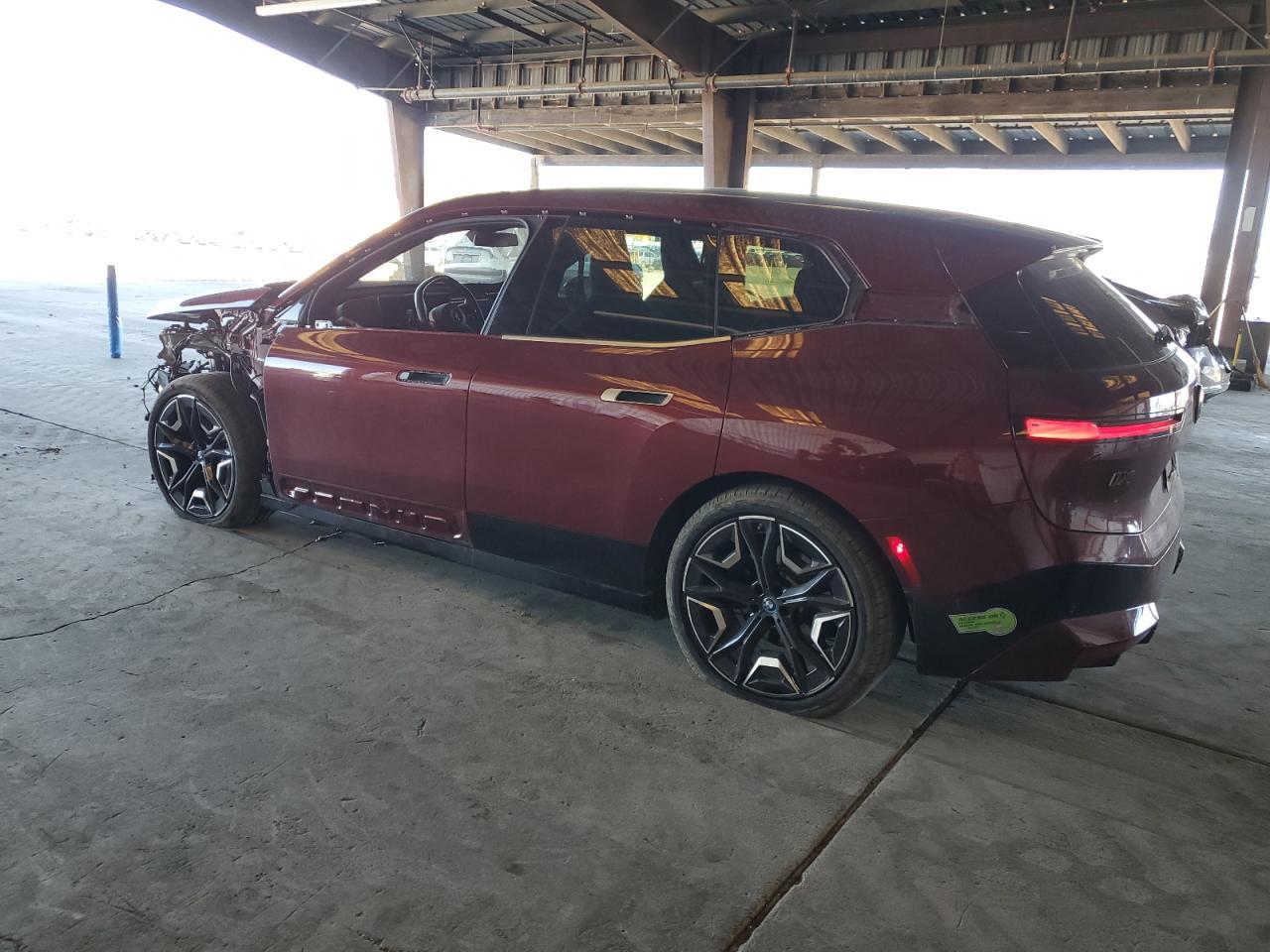 2024 BMW iX