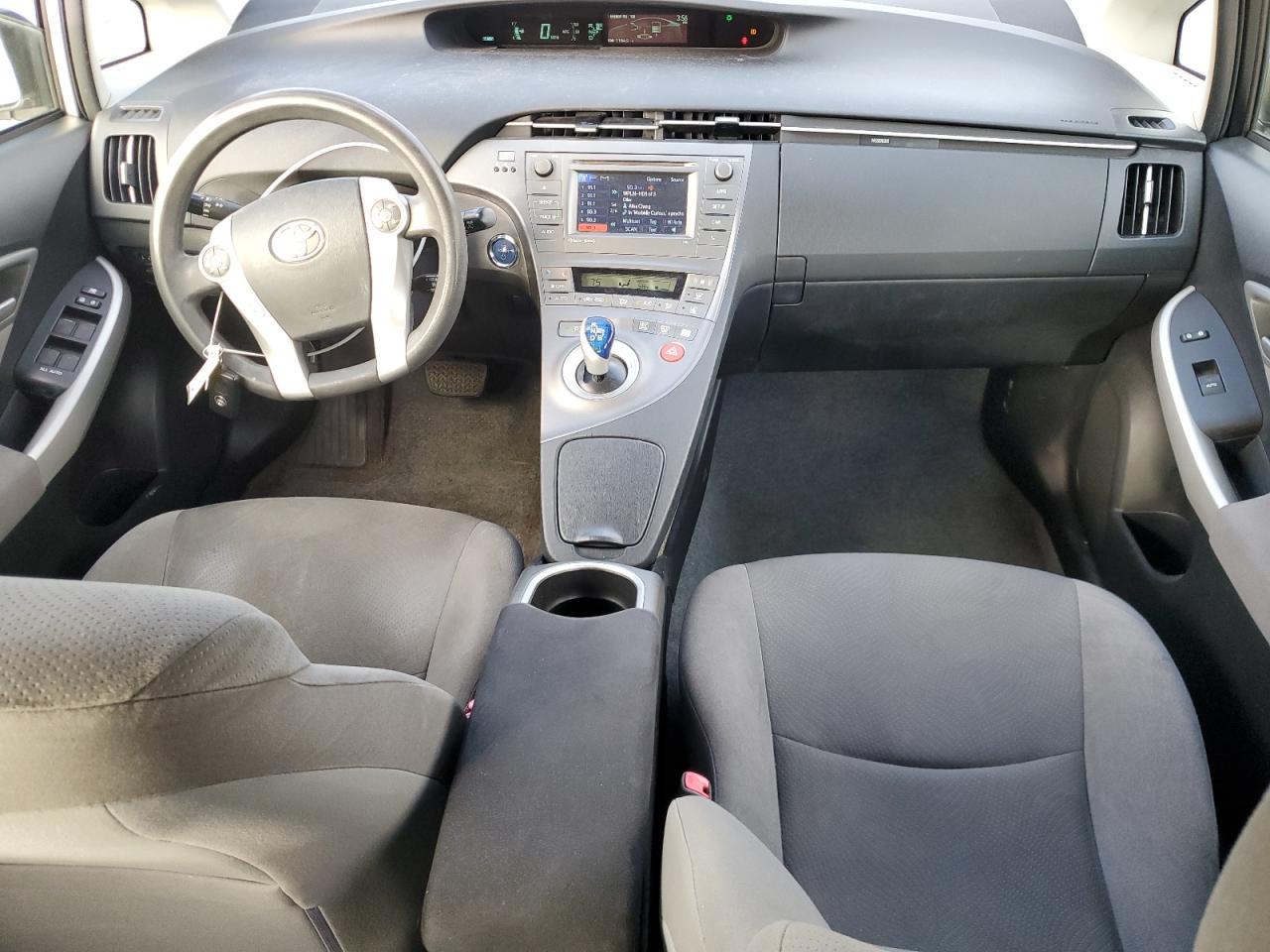 2013 TOYOTA PRIUS