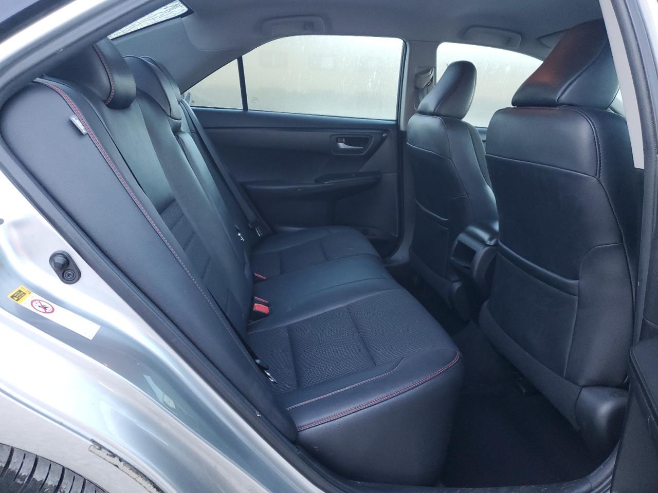 2016 TOYOTA CAMRY
