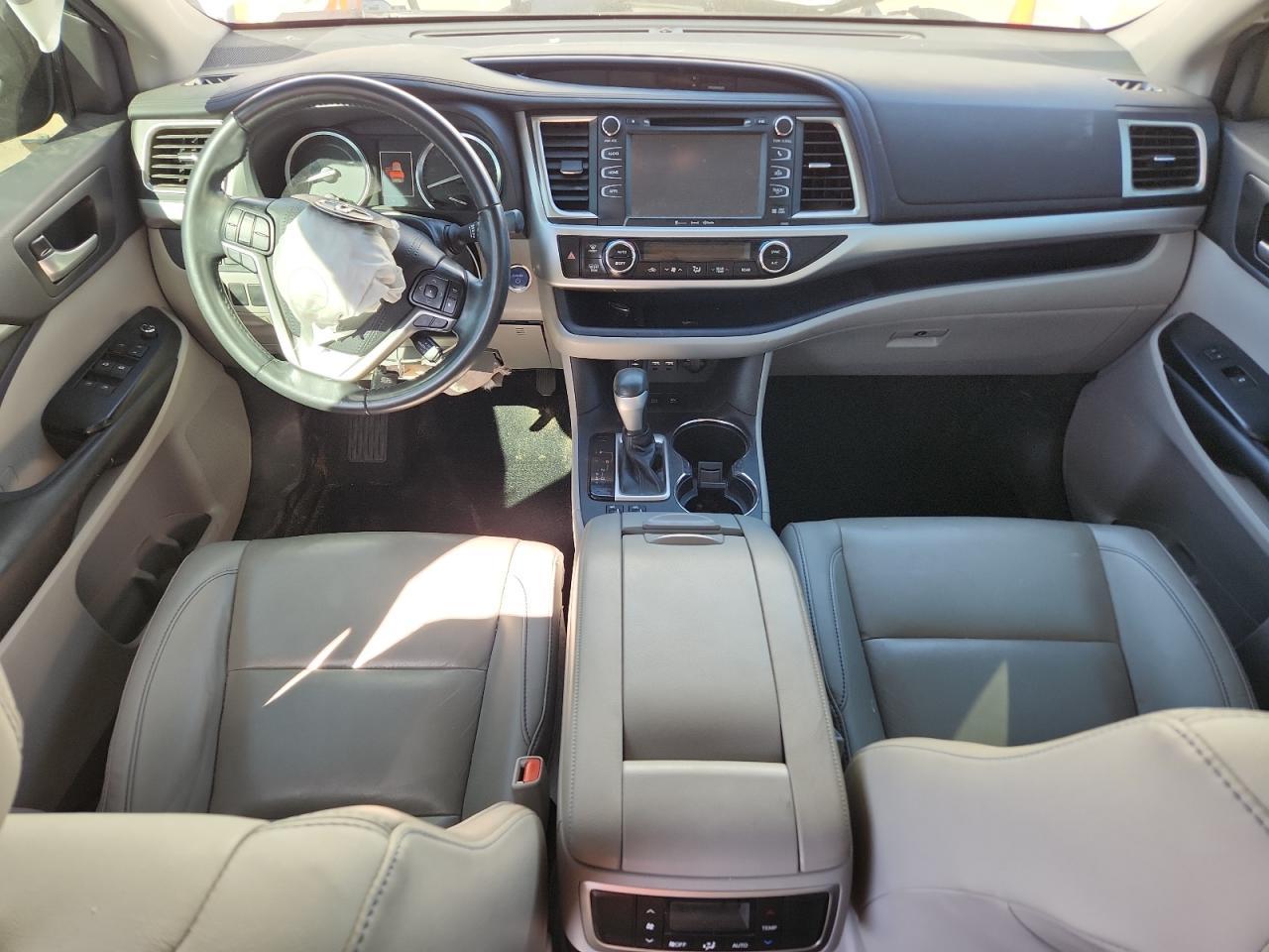 2019 TOYOTA HIGHLANDER