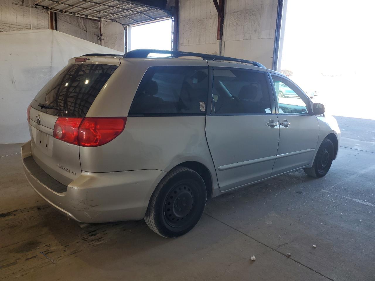 2008 TOYOTA SIENNA