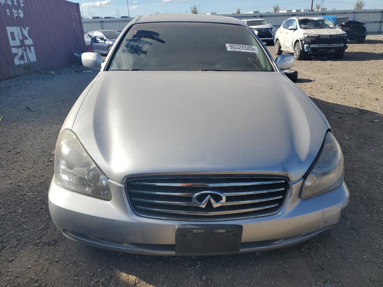 2003 INFINITI Q45