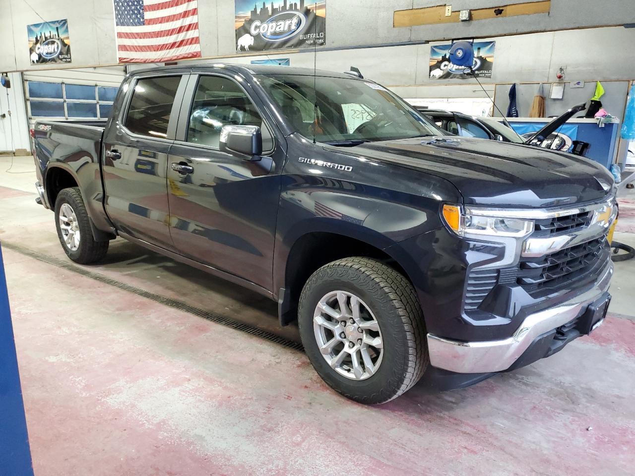 2024 CHEVROLET Silverado