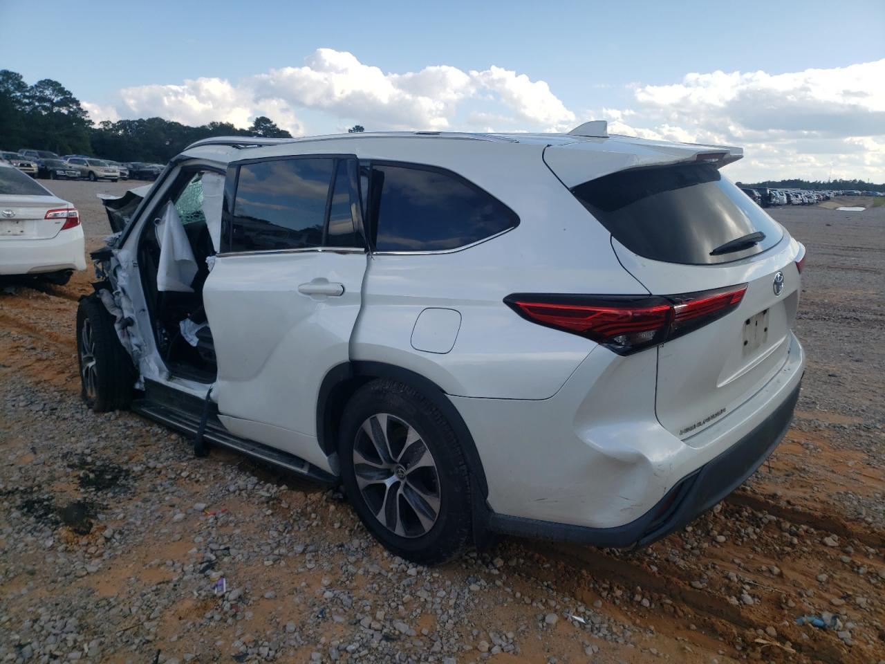 2020 TOYOTA HIGHLANDER