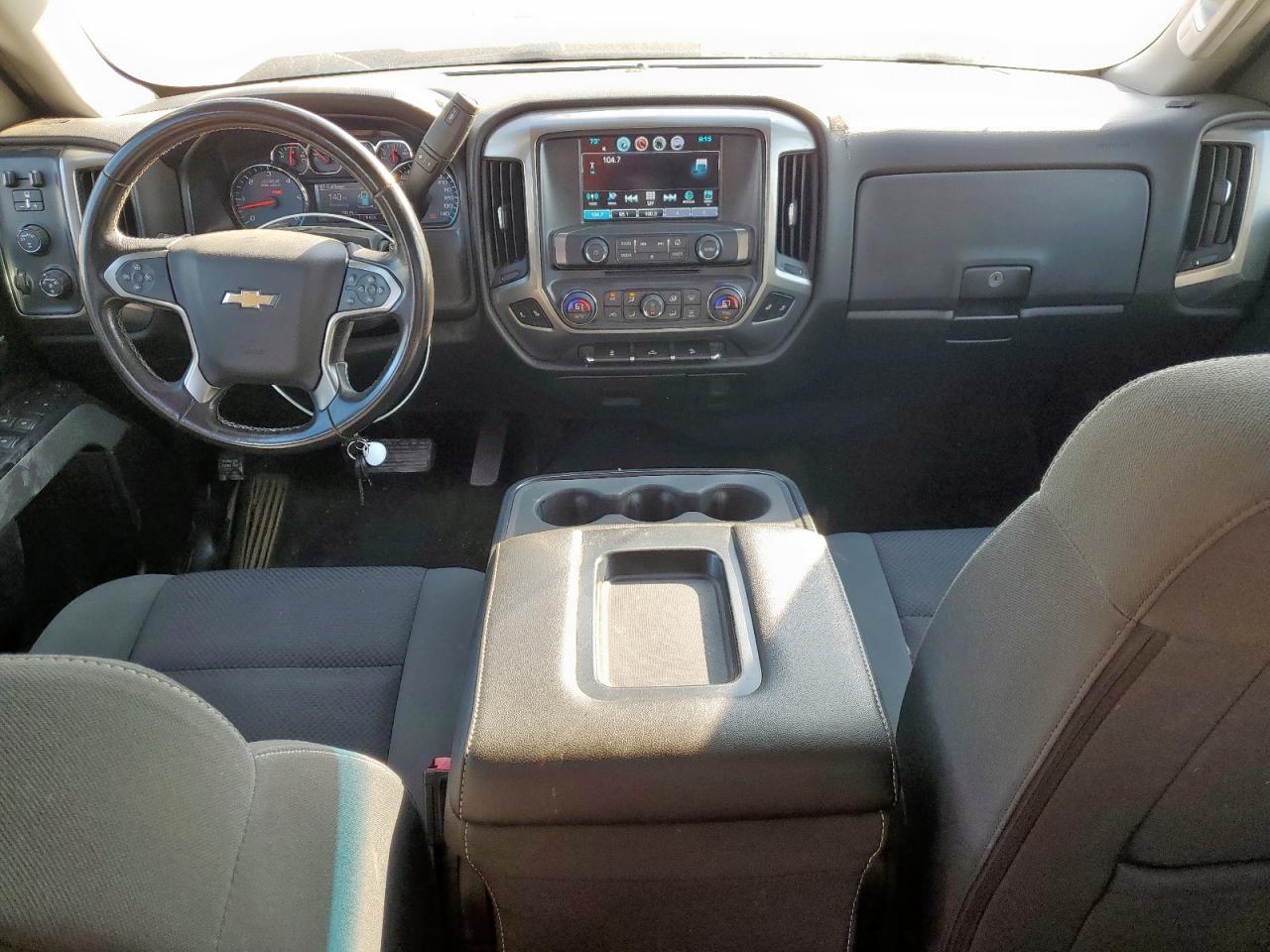 2018 CHEVROLET Silverado