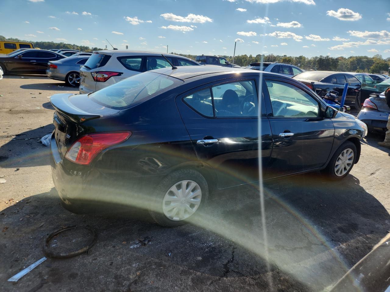2017 NISSAN VERSA