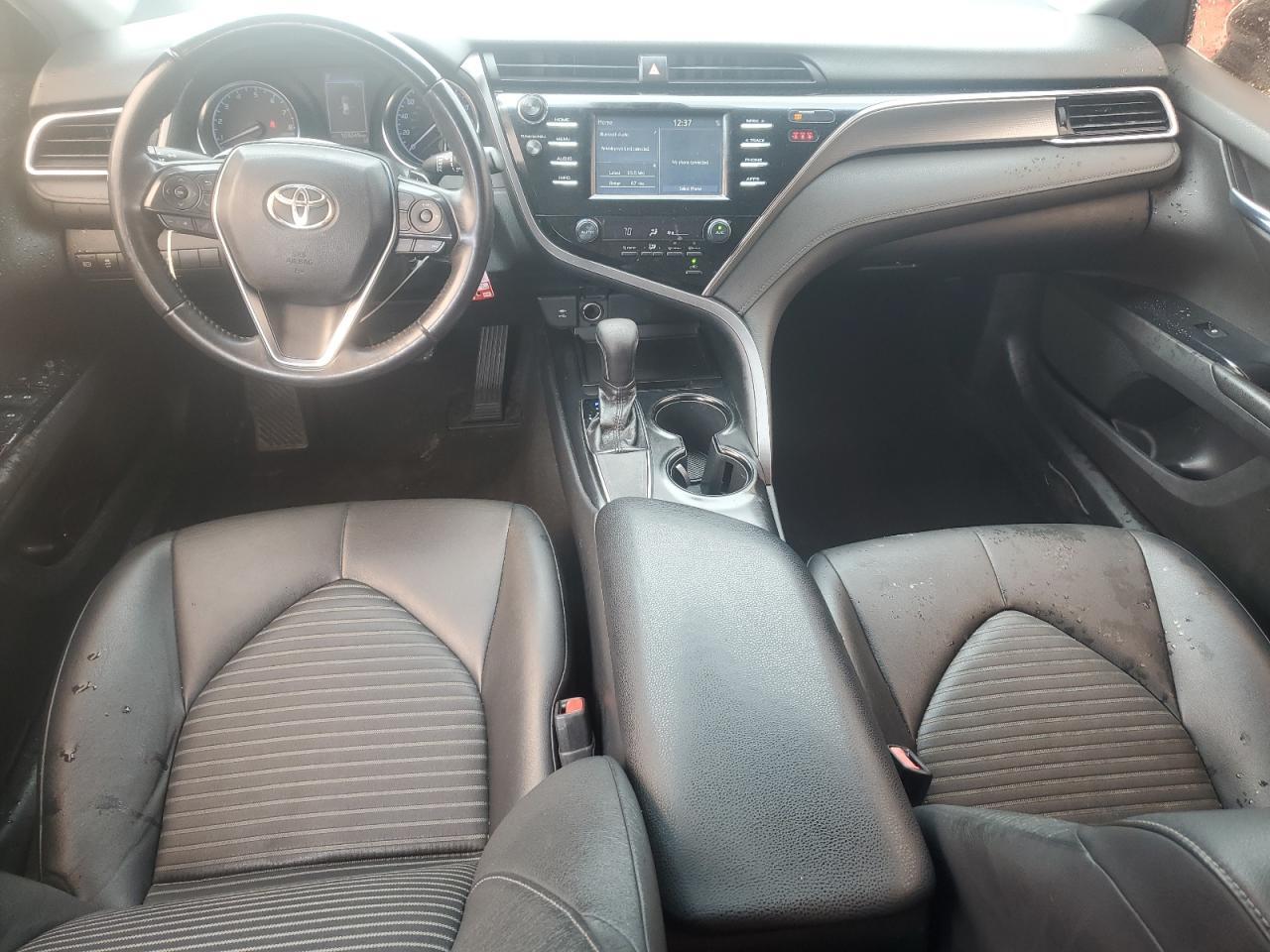 2018 TOYOTA CAMRY