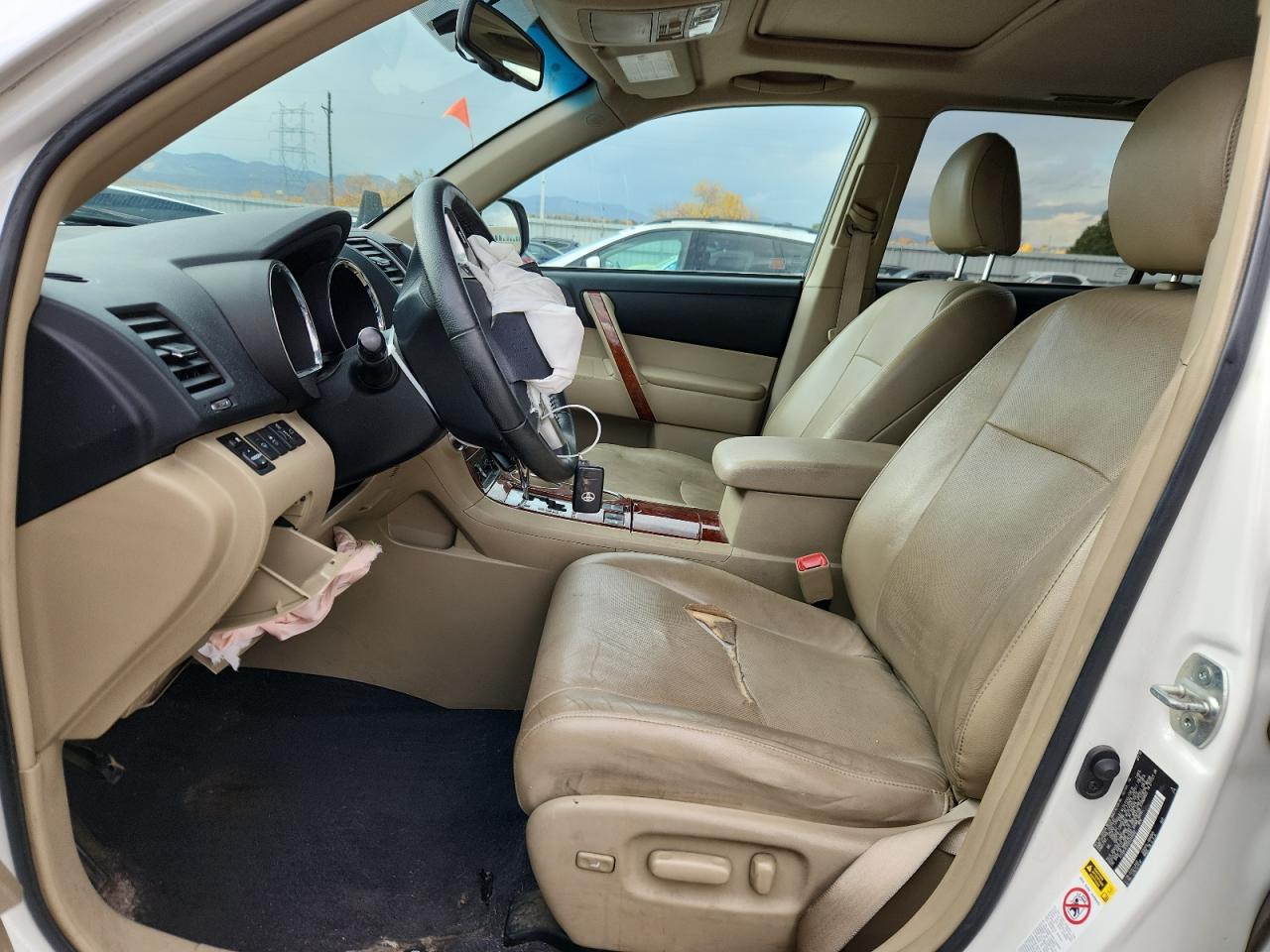 2013 TOYOTA HIGHLANDER