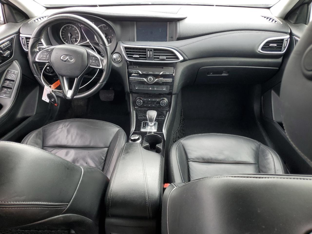2018 INFINITI QX30