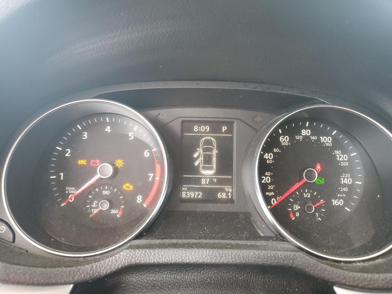 2017 VOLKSWAGEN Passat