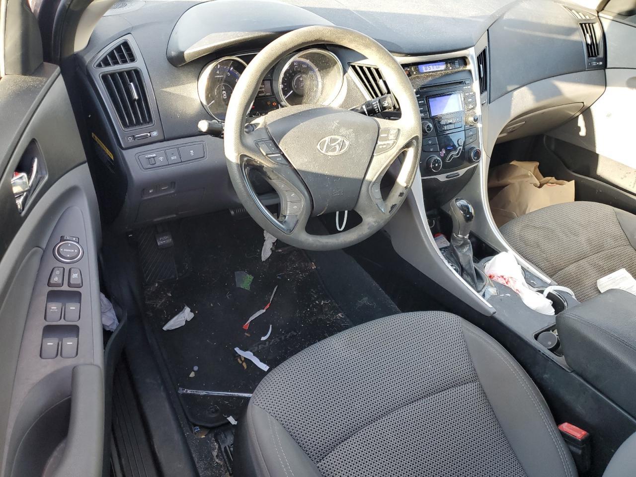2012 HYUNDAI SONATA
