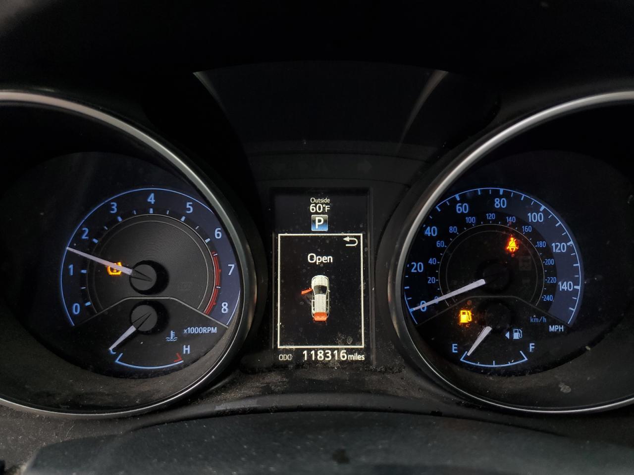 2018 TOYOTA COROLLA