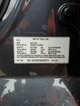 2025 TESLA MODEL Y