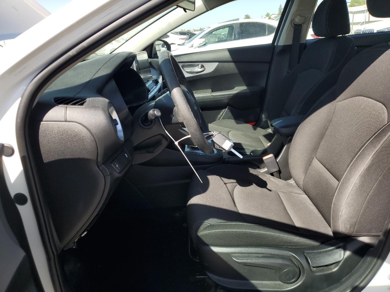 2023 KIA FORTE