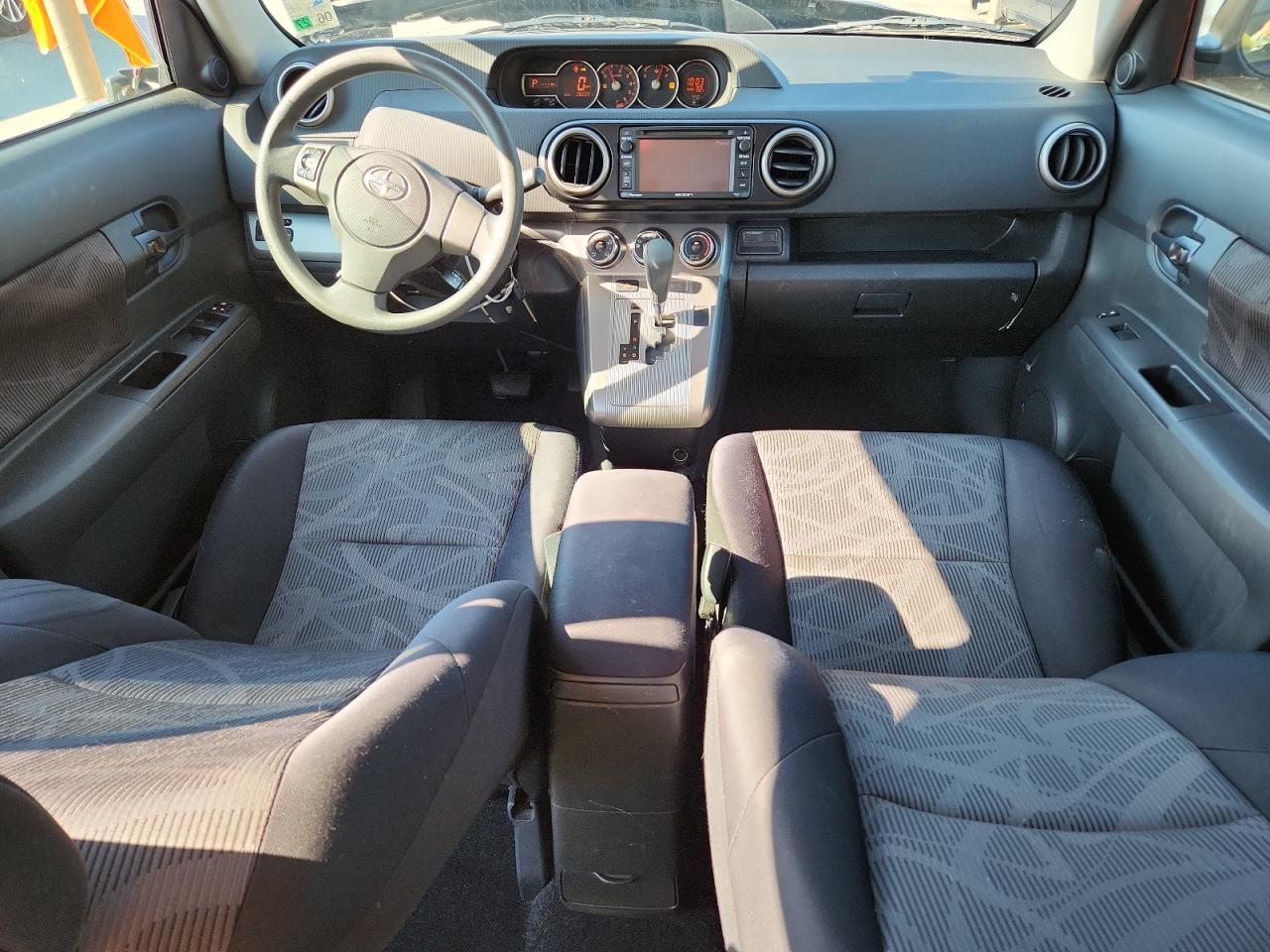 2015 TOYOTA SCION