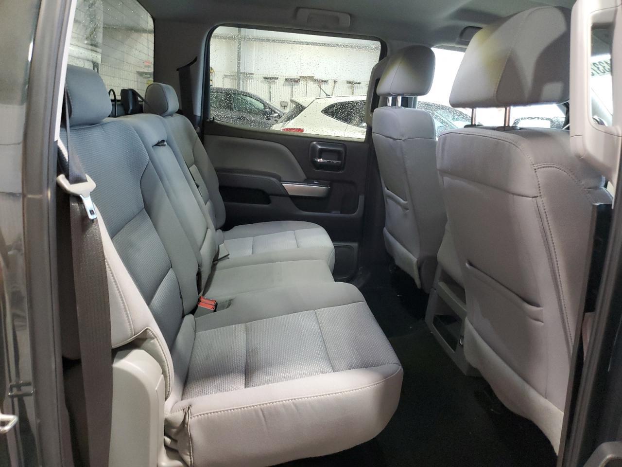 2018 CHEVROLET Silverado