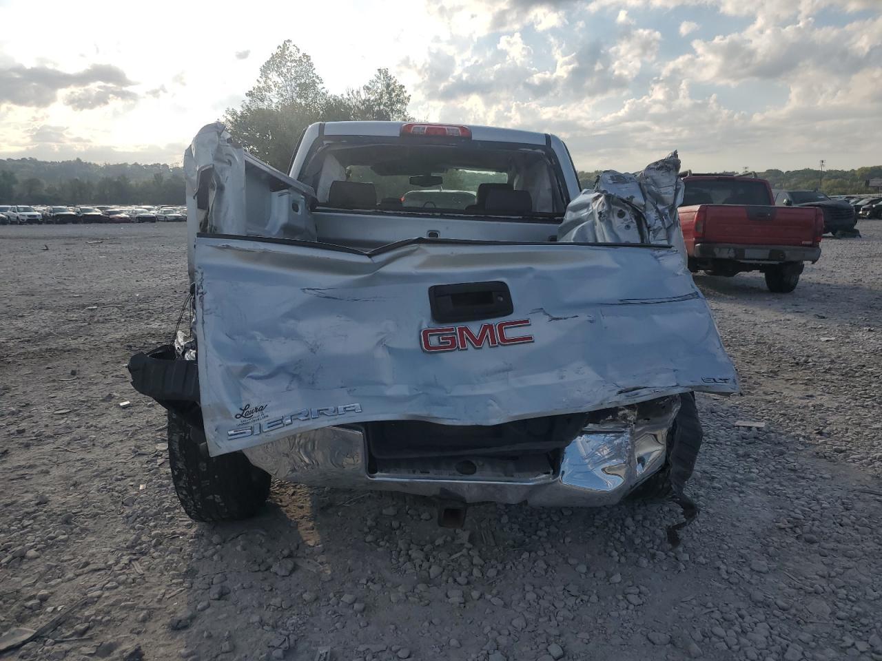 2015 GMC Sierra