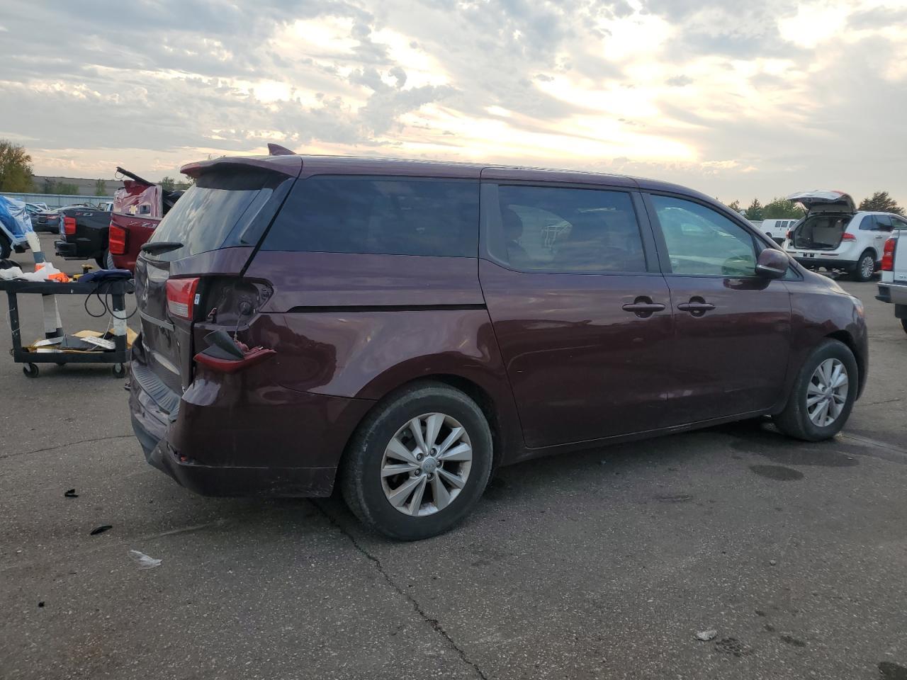 2017 KIA SEDONA