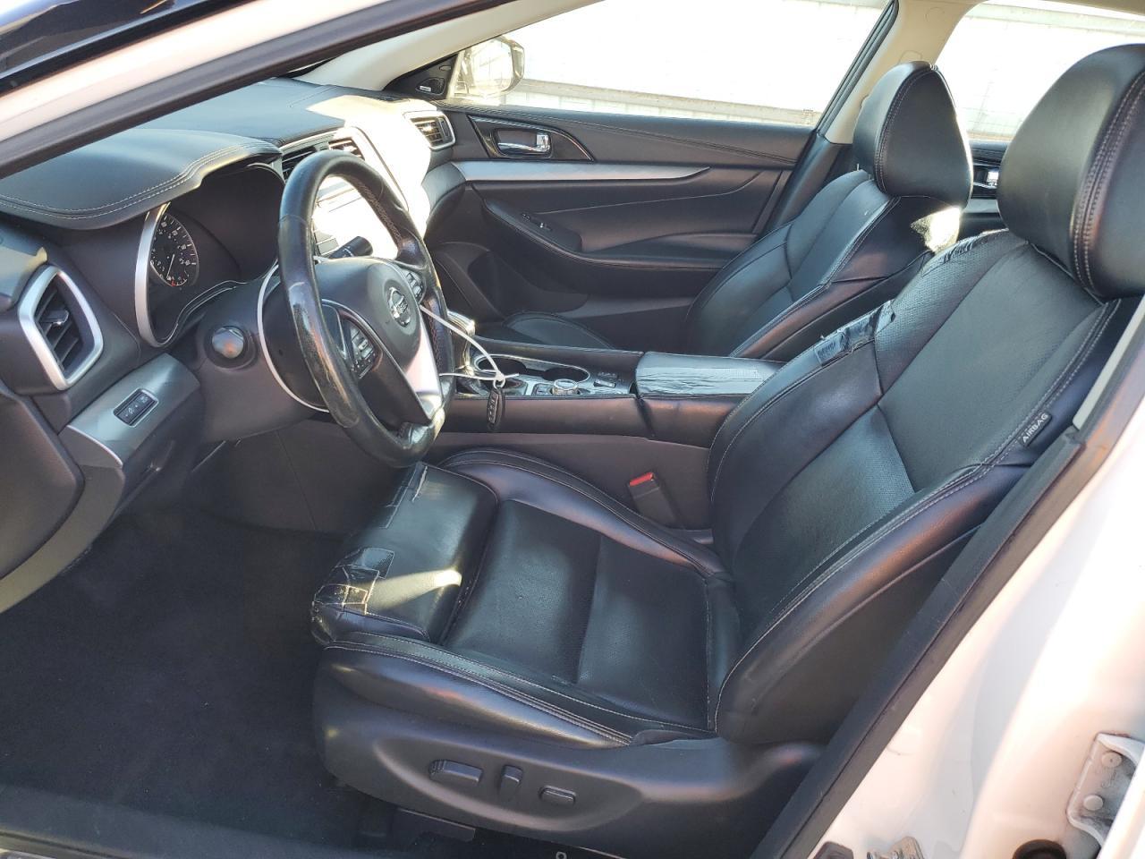 2017 NISSAN Maxima