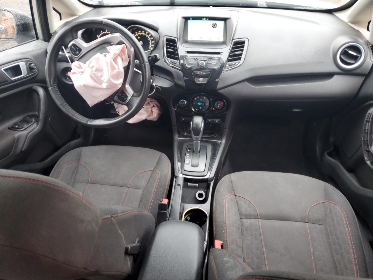 2016 FORD Fiesta