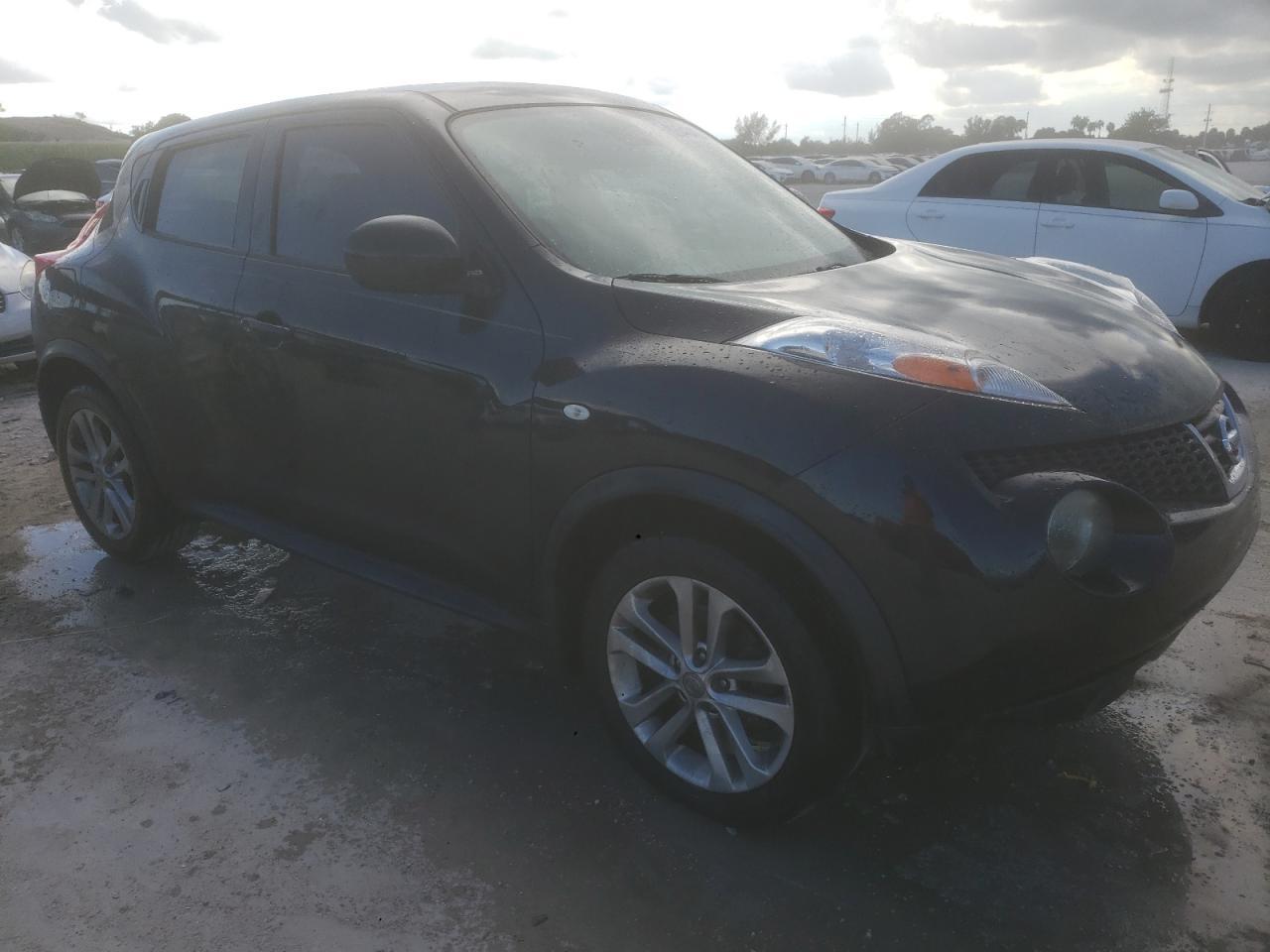 2014 NISSAN Juke