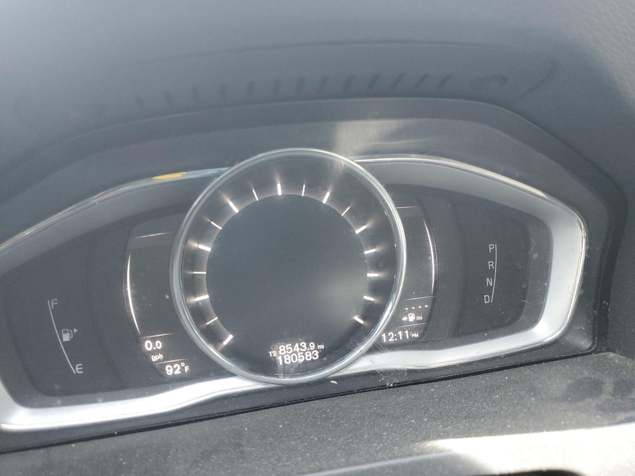 2018 VOLVO V60