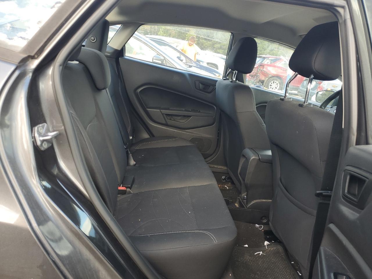 2018 FORD Fiesta