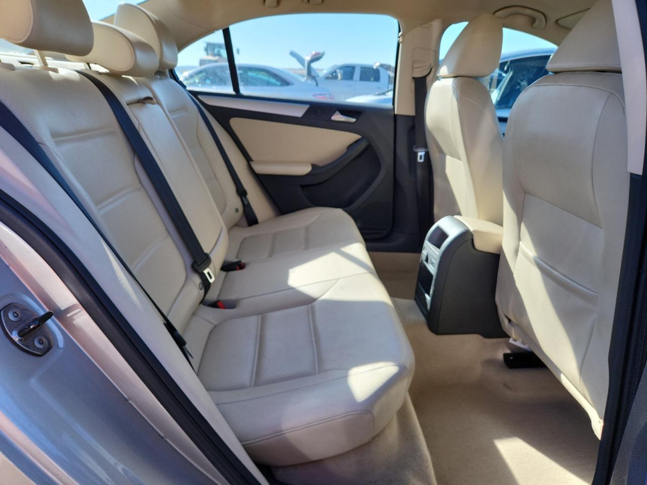 2014 VOLKSWAGEN JETTA