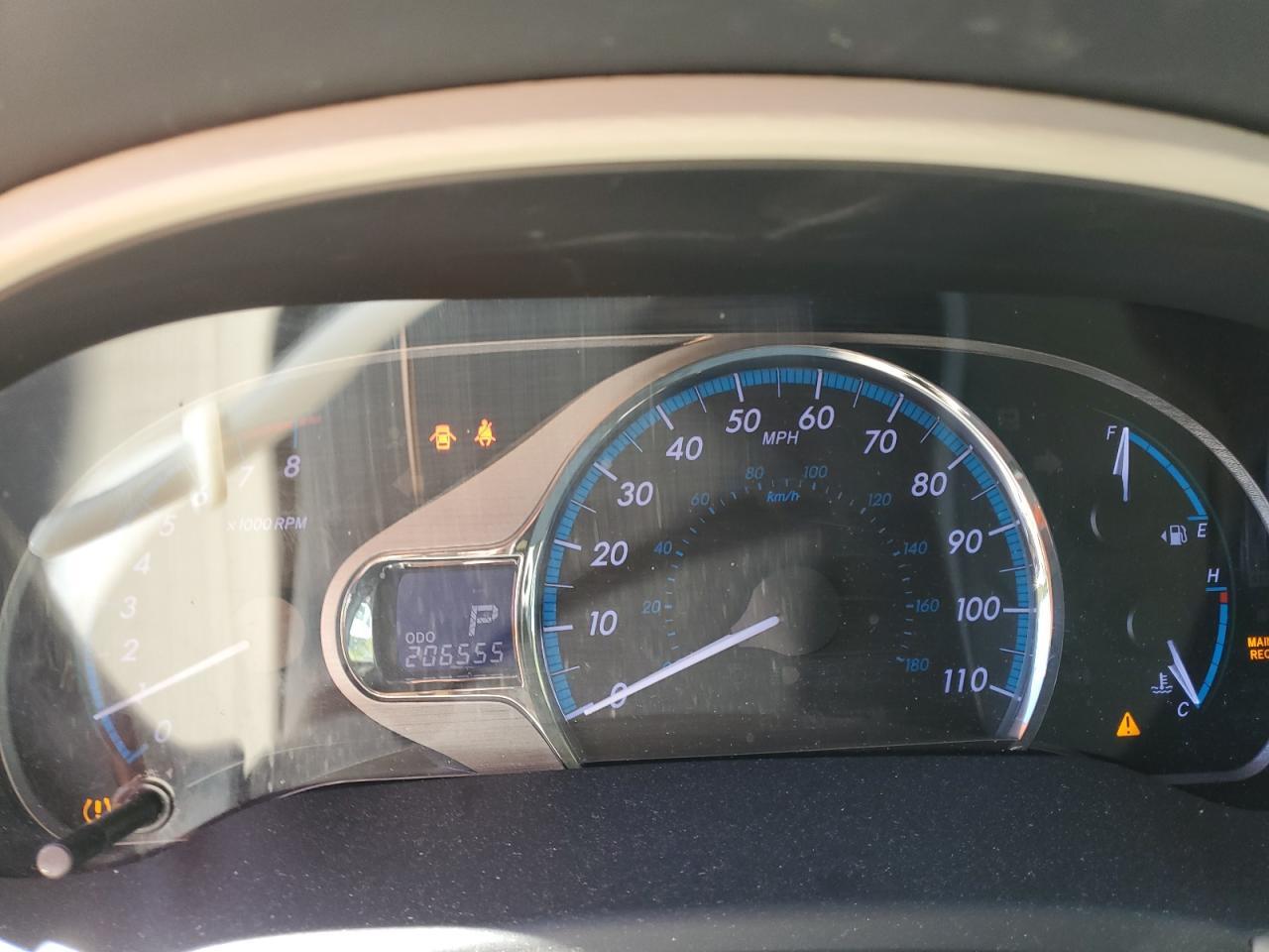 2014 TOYOTA SIENNA