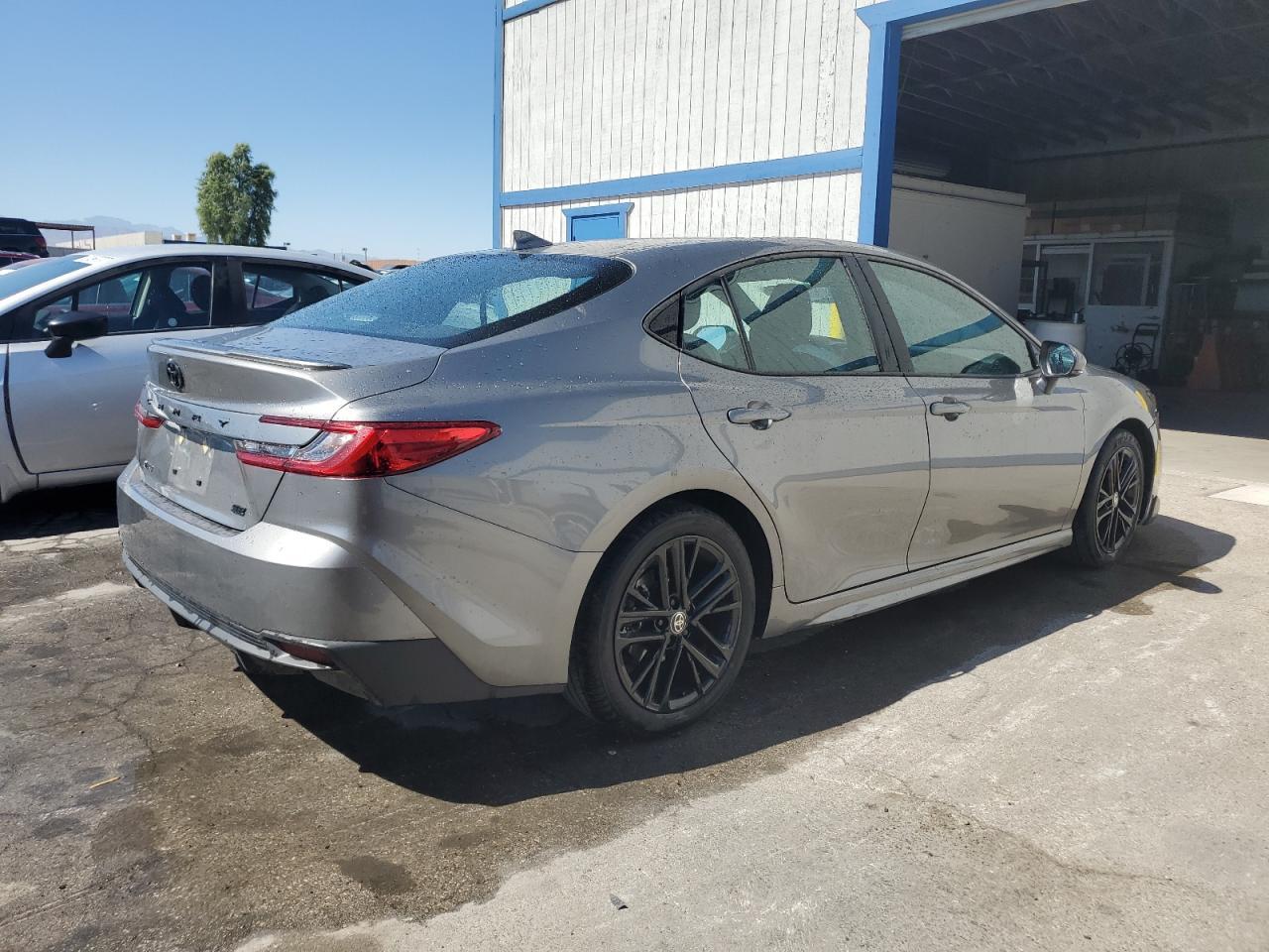 2025 TOYOTA CAMRY