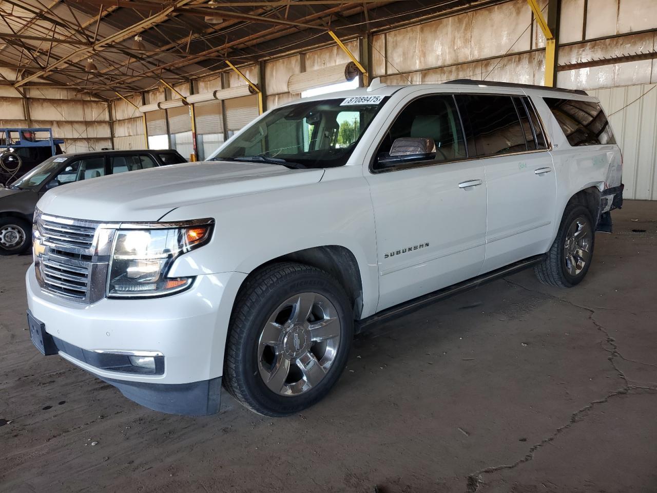 2016 CHEVROLET Suburban