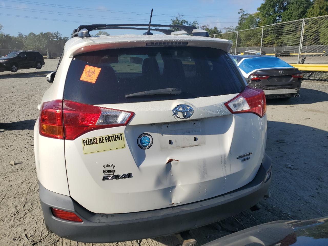 2015 TOYOTA RAV4