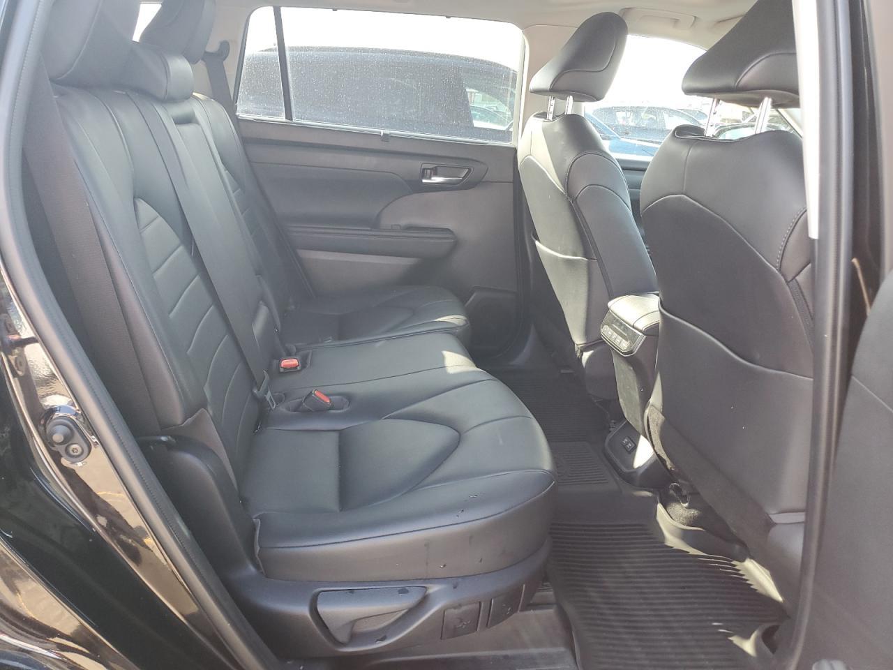 2020 TOYOTA HIGHLANDER