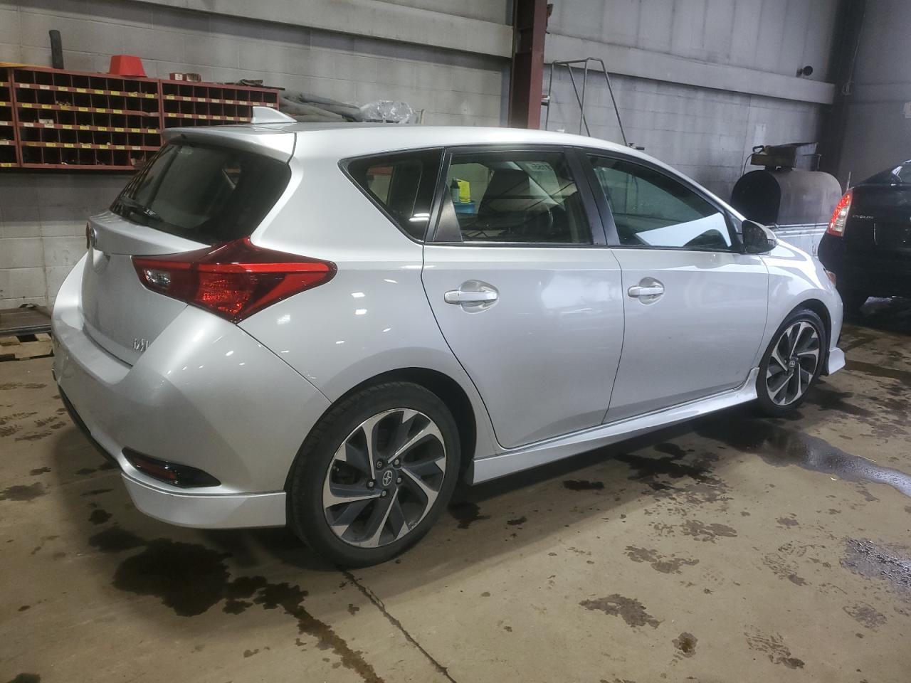 2016 TOYOTA SCION