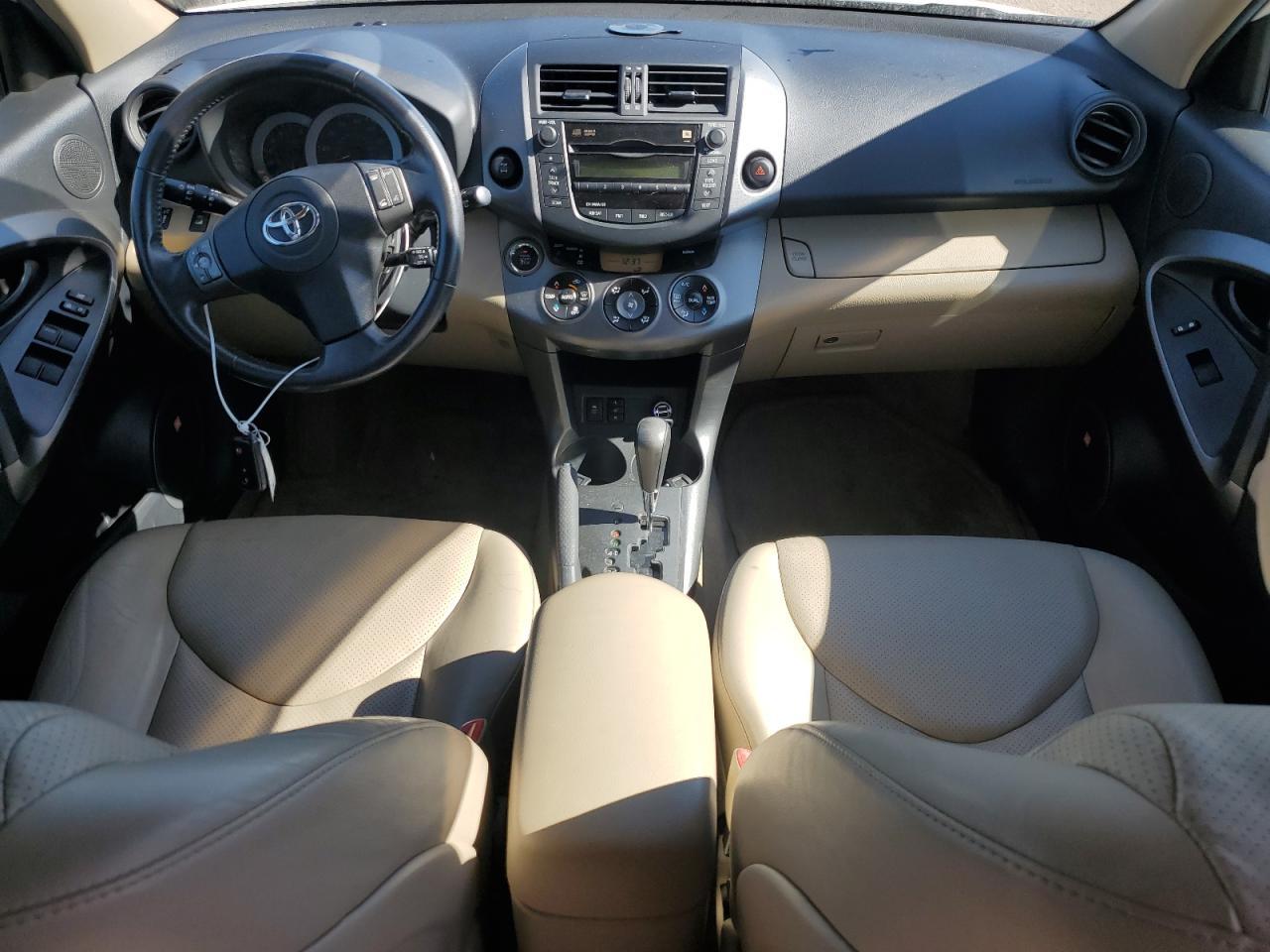 2011 TOYOTA RAV4