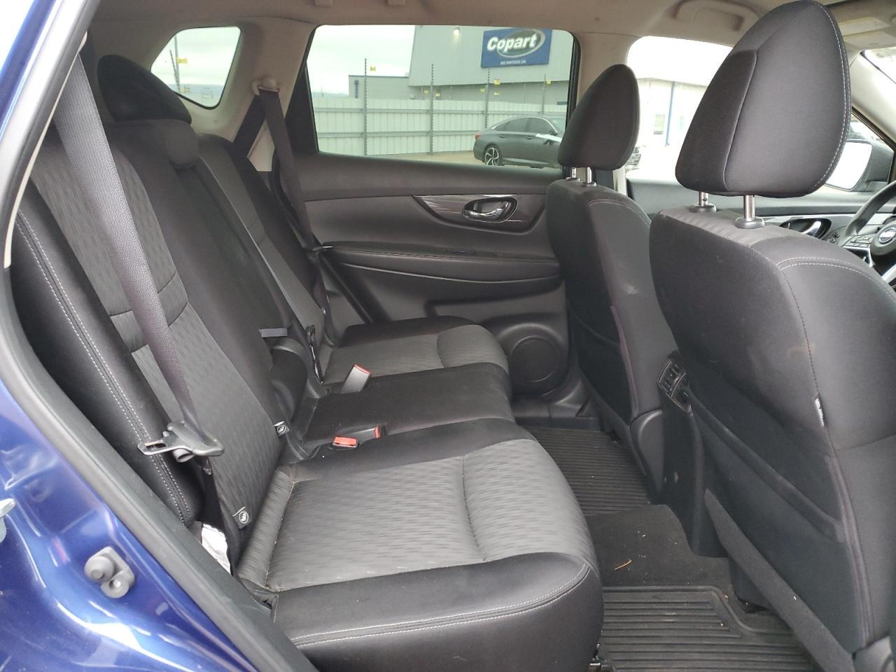 2017 NISSAN ROGUE