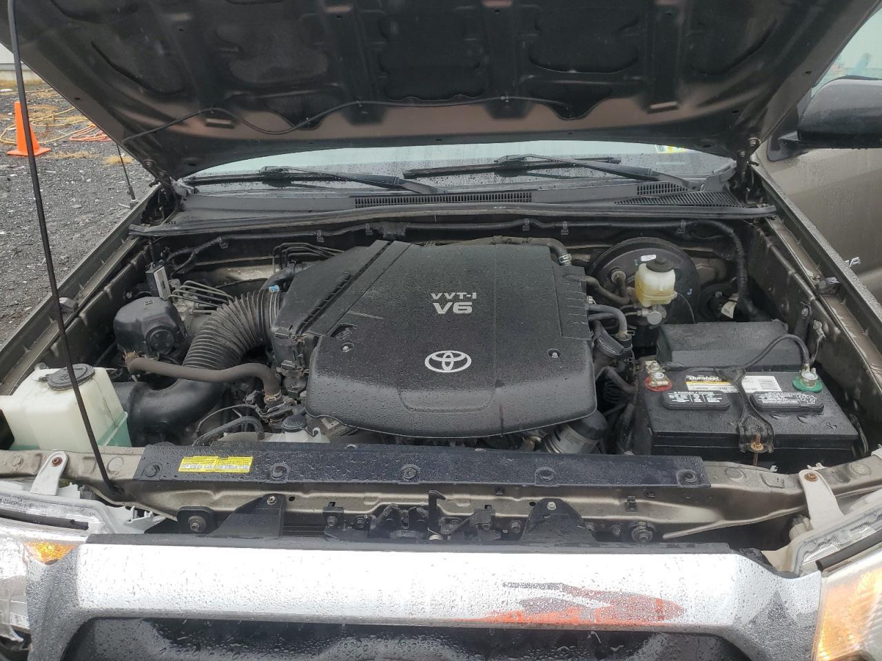 2012 TOYOTA TACOMA
