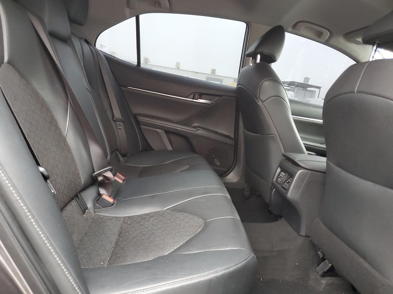 2019 TOYOTA CAMRY