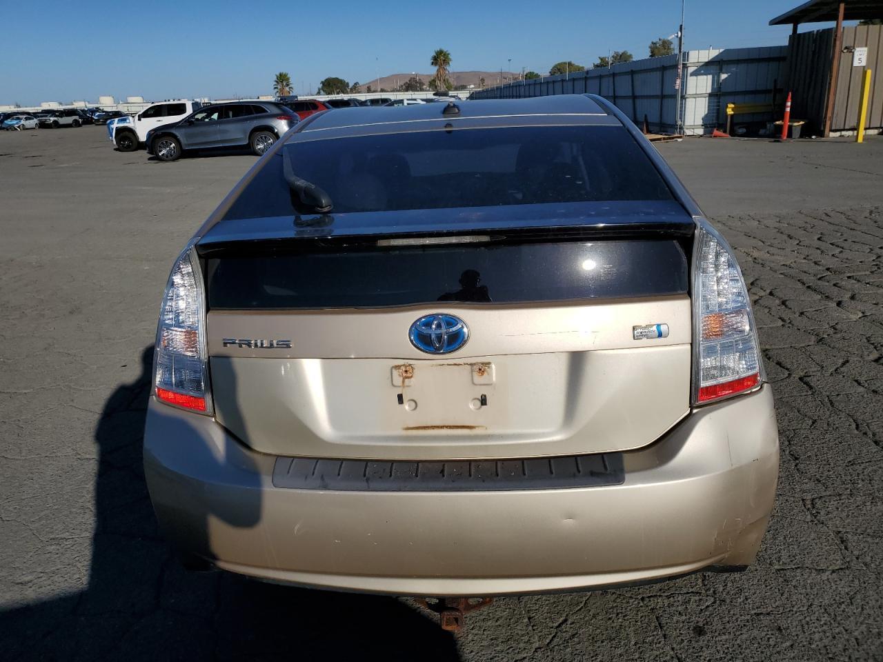 2011 TOYOTA PRIUS