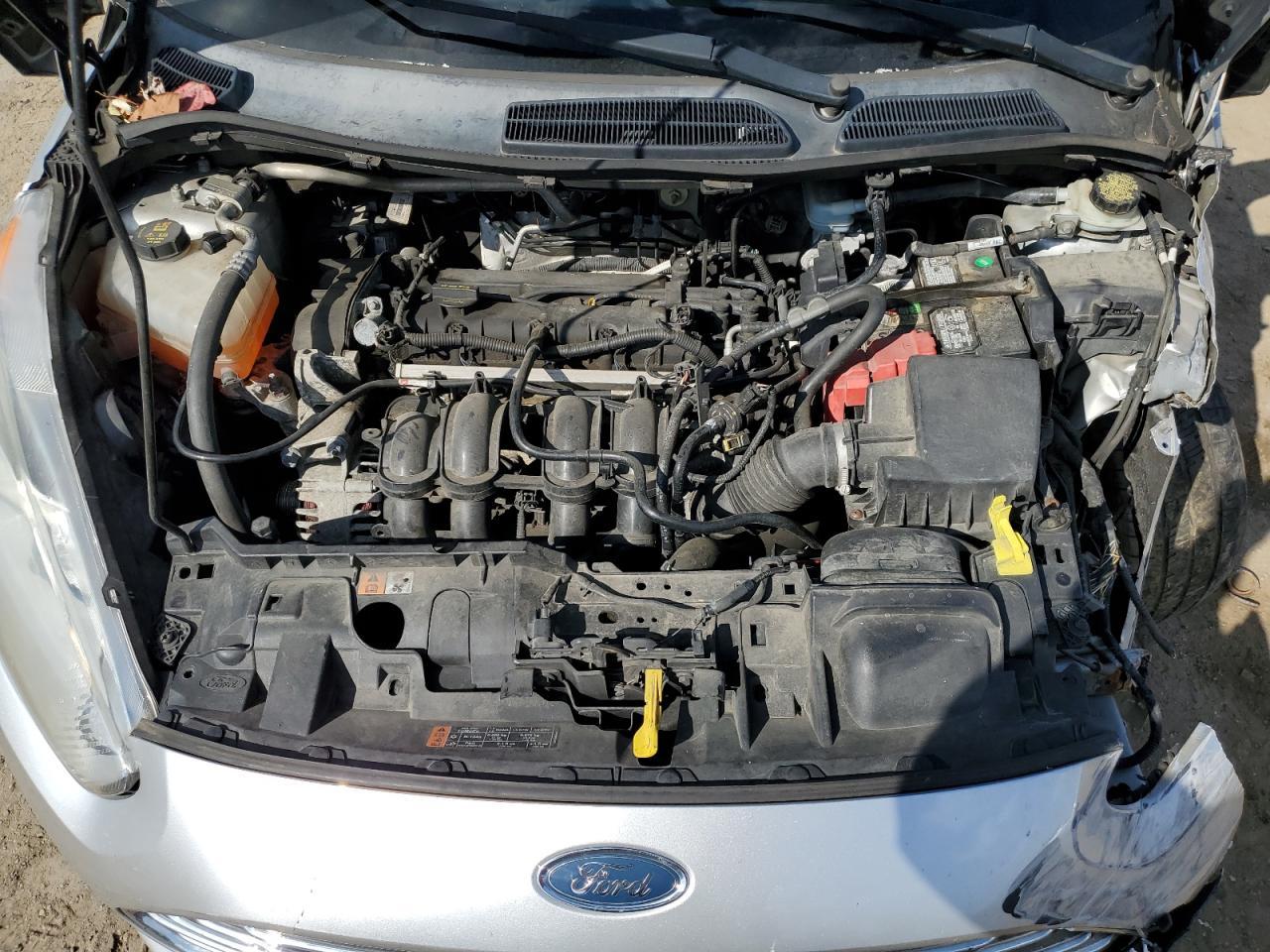2016 FORD Fiesta