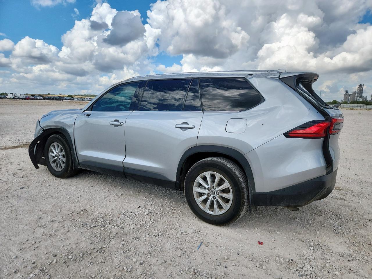 2024 TOYOTA HIGHLANDER