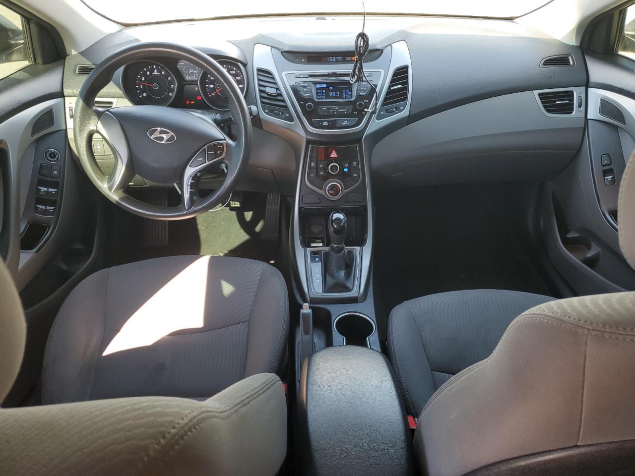 2014 HYUNDAI ELANTRA