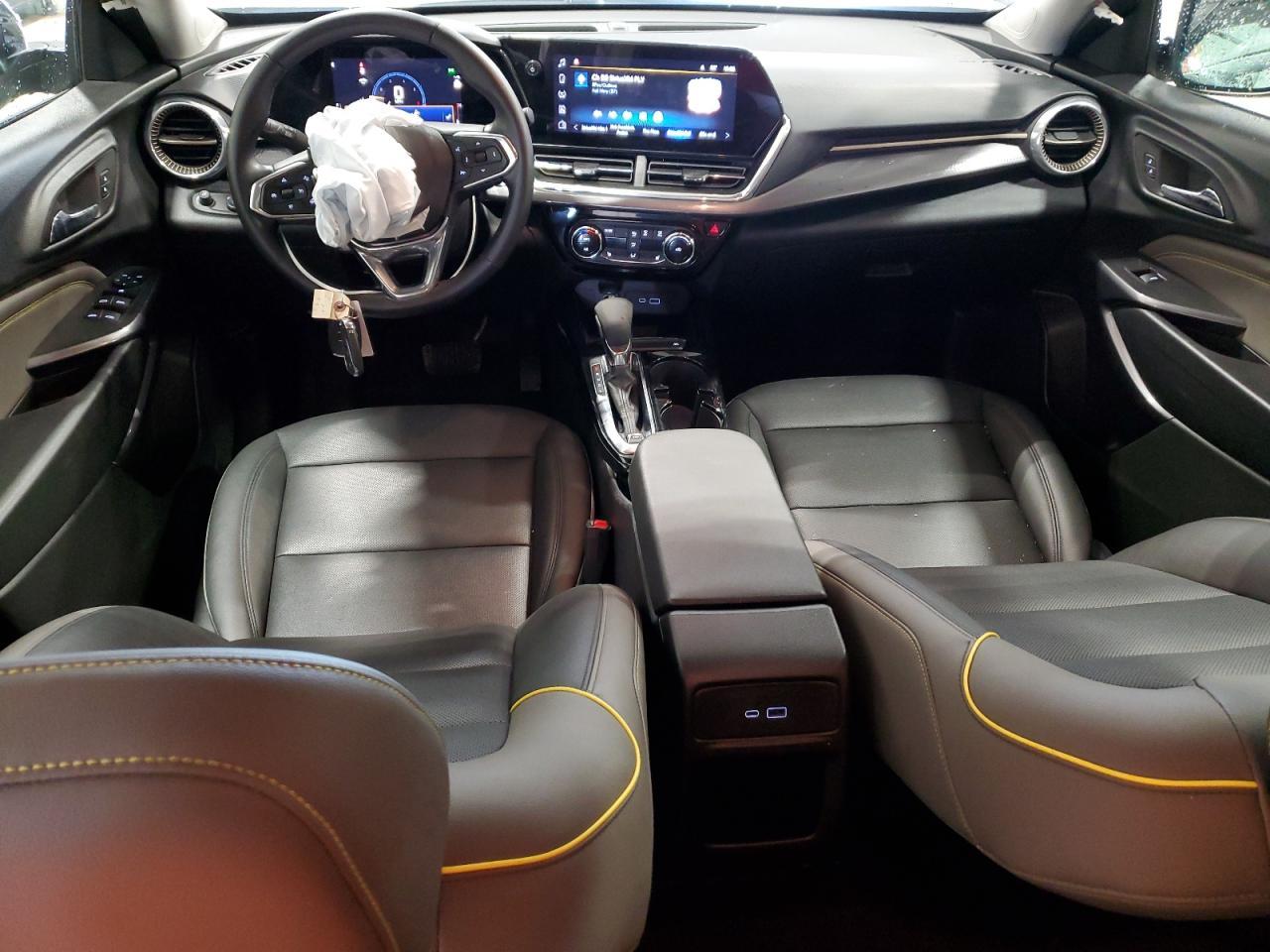 2025 CHEVROLET TRAX