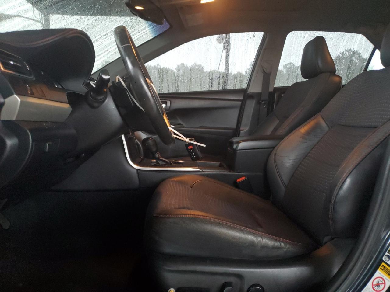 2017 TOYOTA CAMRY