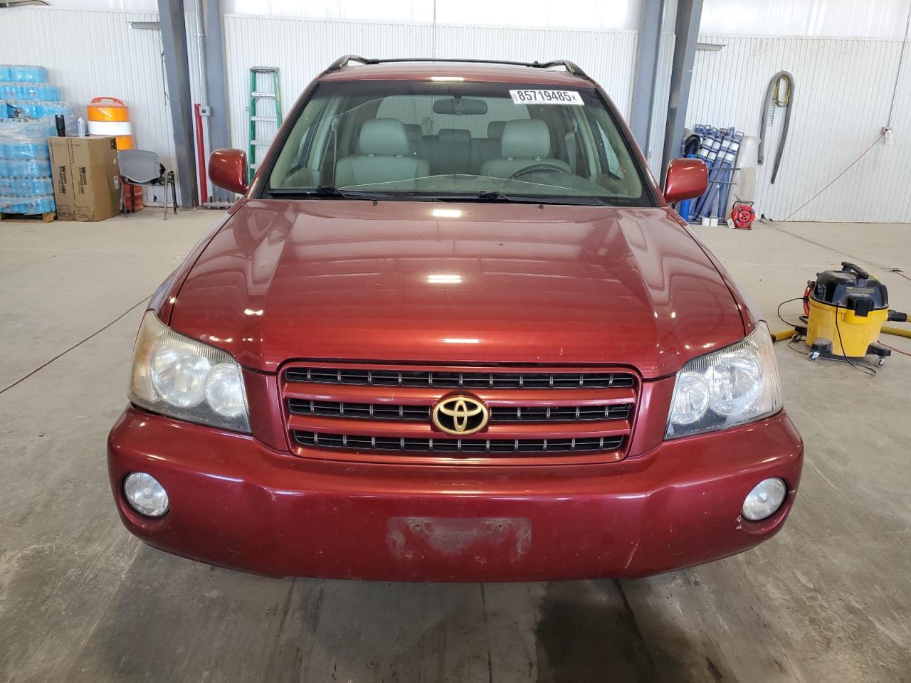 2001 TOYOTA HIGHLANDER