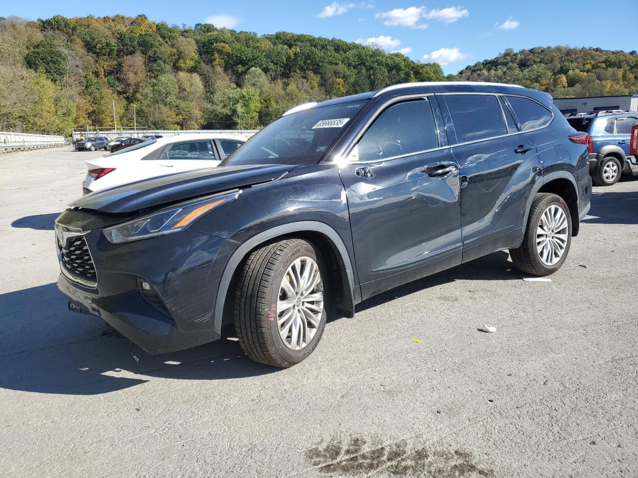 2023 TOYOTA HIGHLANDER