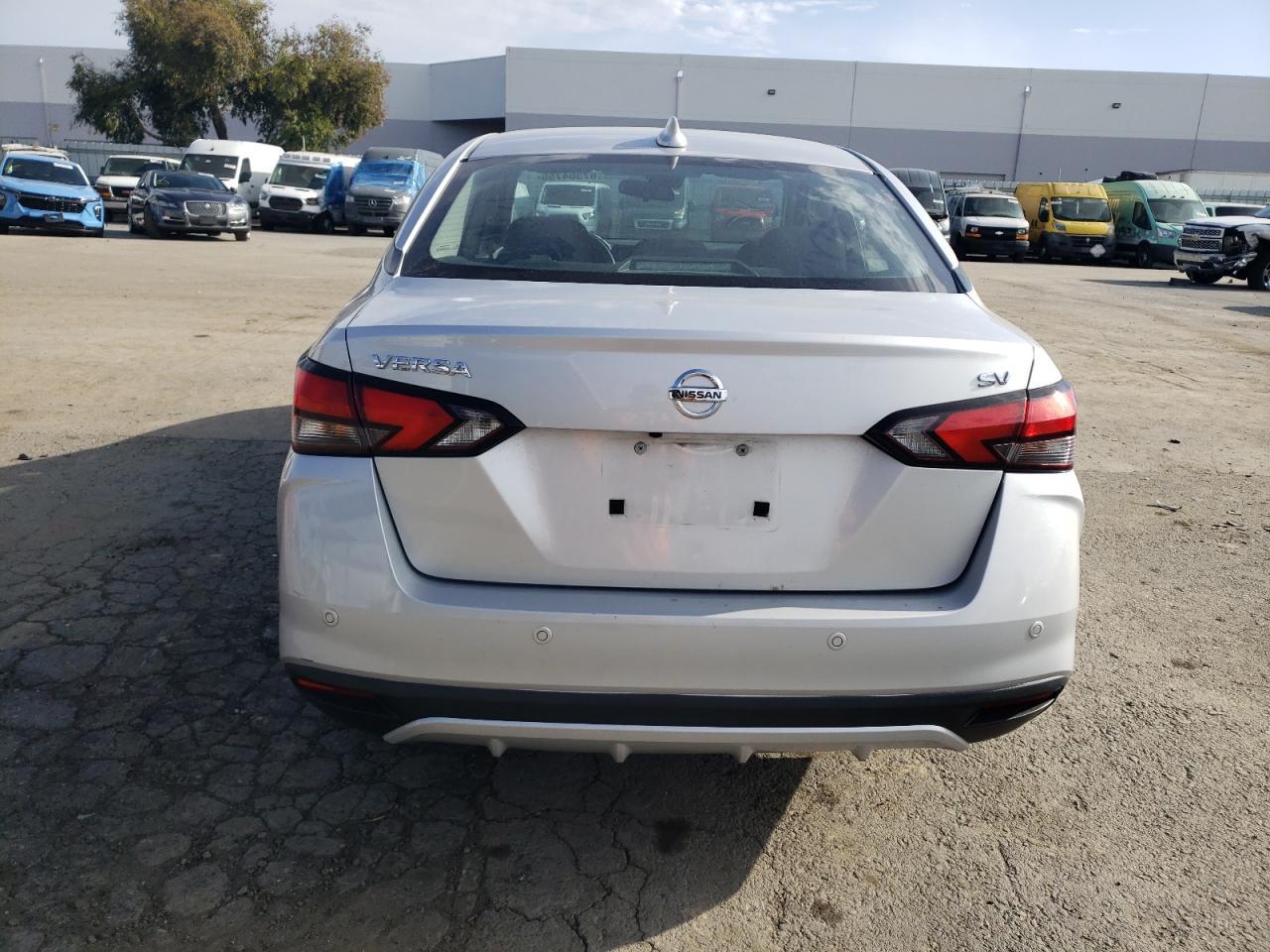 2021 NISSAN VERSA