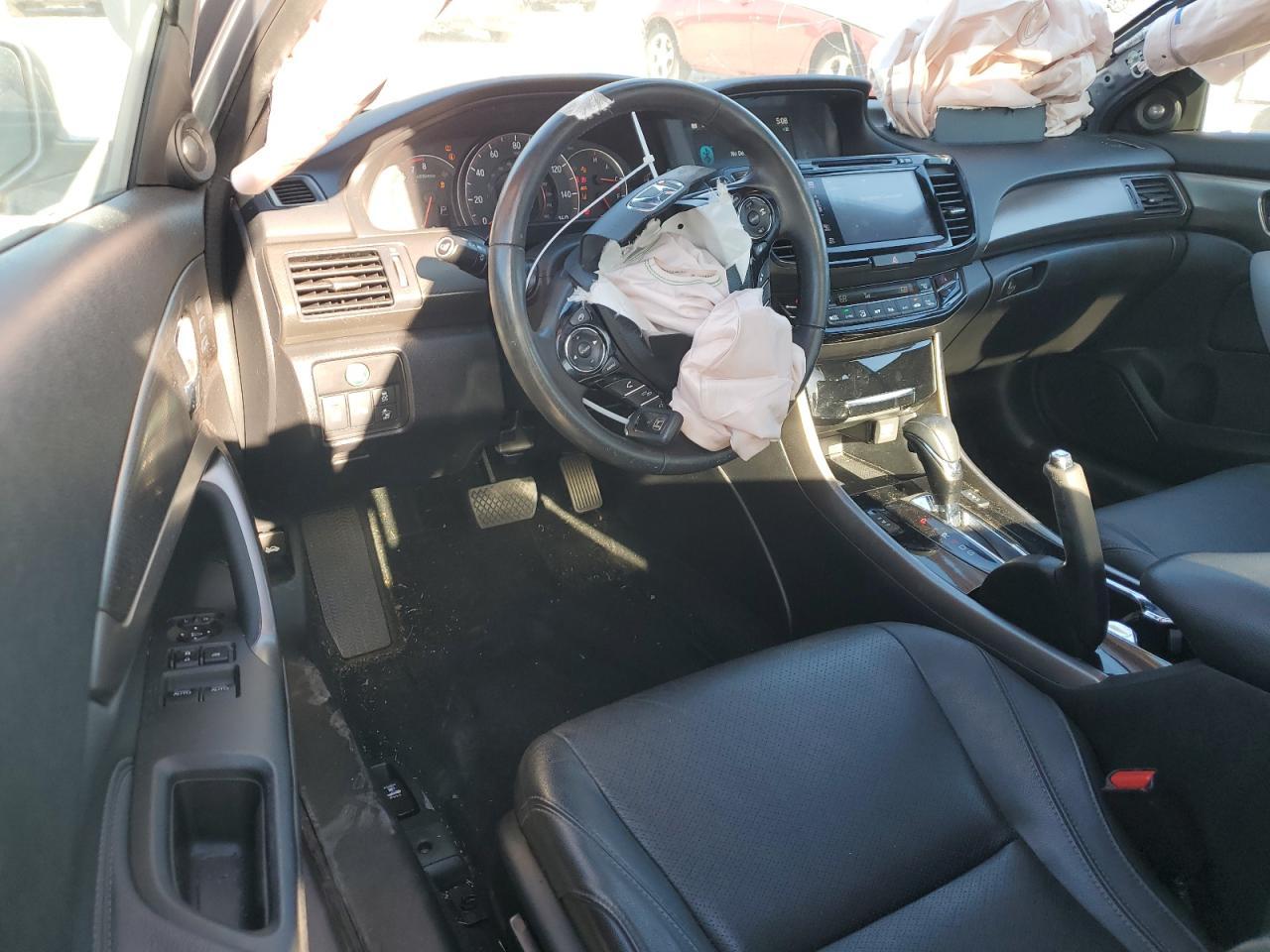 2017 HONDA ACCORD